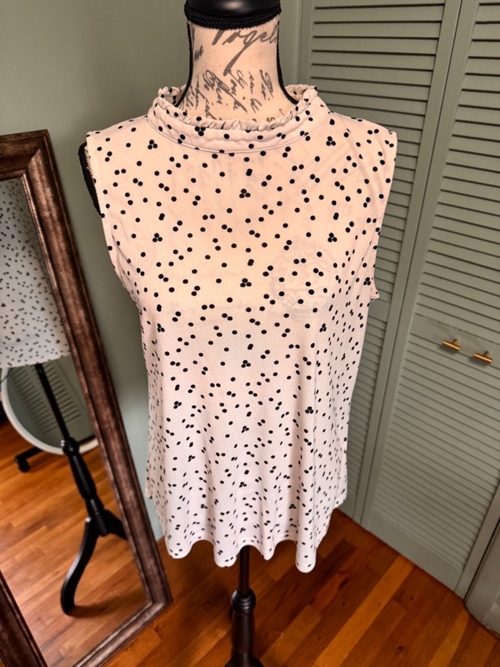 Mock Neck Polka Dot Sleeveless Tank Top - Blush Pink